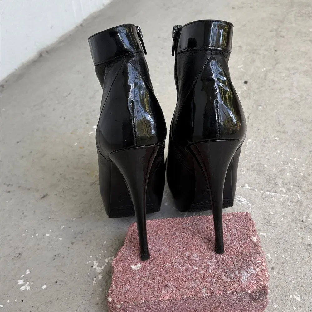 Stuart Weissman agree, platform, patent leather and leather booties